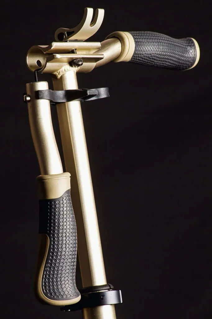 Aluminium Scooter mit Luftbereifung, Klappmechanismus, 205 mm, ABEC 7, höhenverstellbar, gold