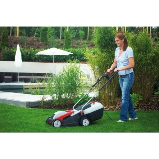Elektrischer 2-in-1-Rasenmäher: Mähen und Ernten mit 30-Liter-Auffangbehälter