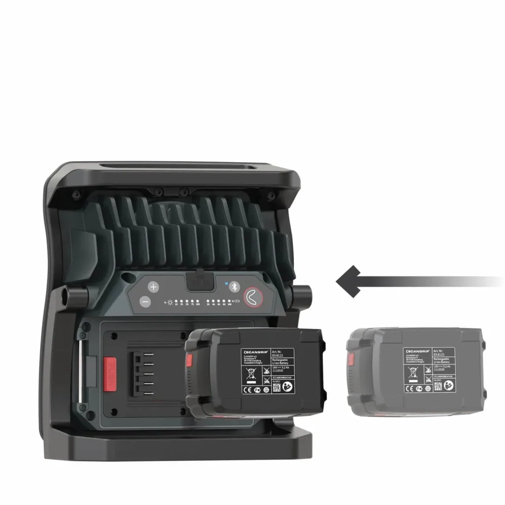 Handflutlichtstrahler NOVA 4 CAS mit abnehmbarem Diffuser