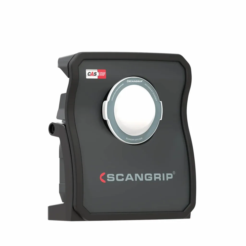 Handflutlichtstrahler NOVA 4 CAS mit abnehmbarem Diffuser