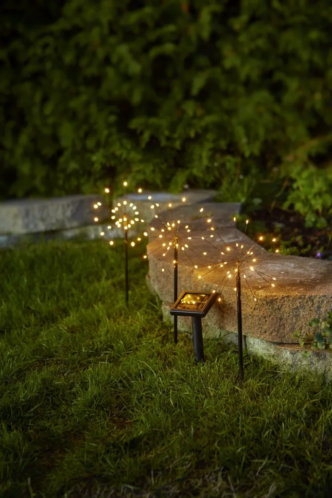 Solarstab "Firework" mit 90 warmweißen LEDs im 3er Set