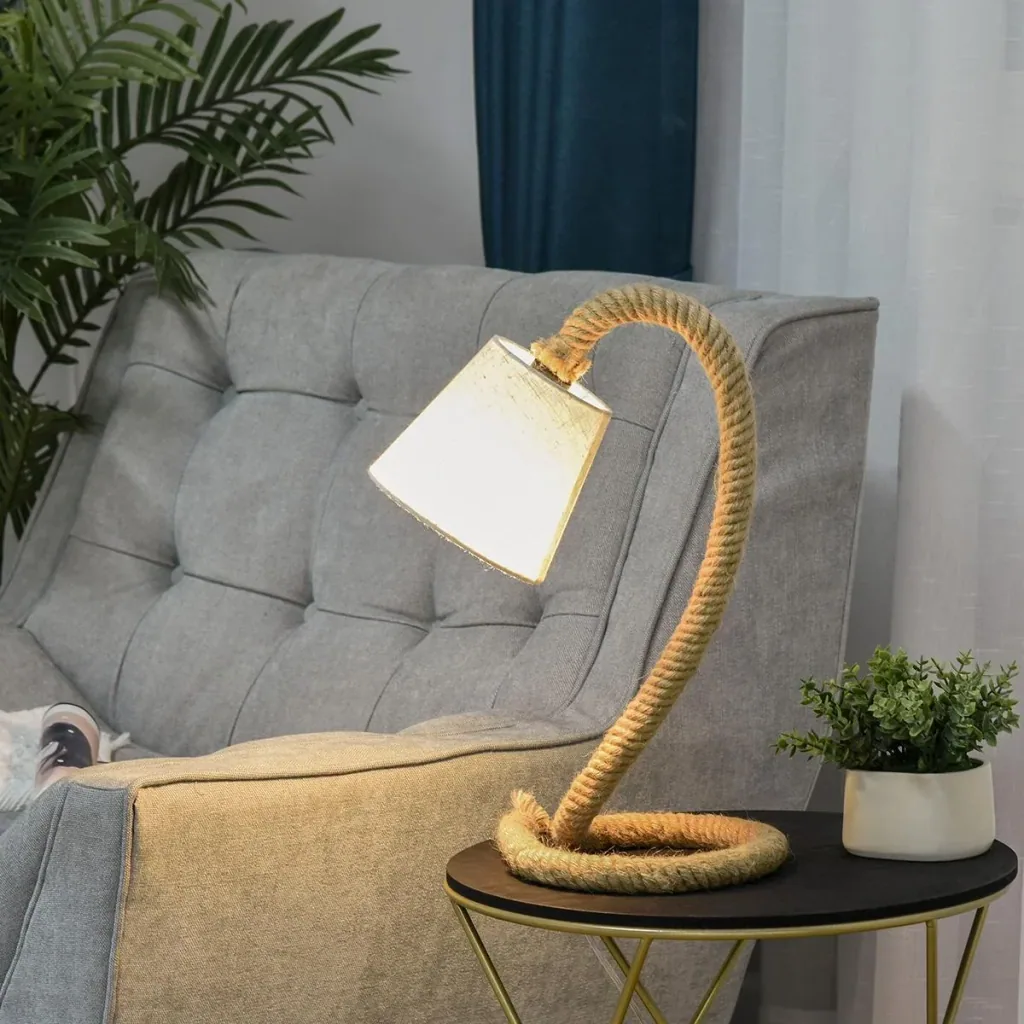 Tischlampe mit Hanfseilsockel beige