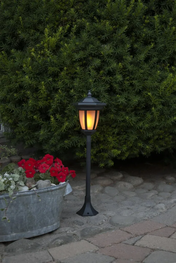 LED Solar Laterne "Flame" mit Flammeneffekt