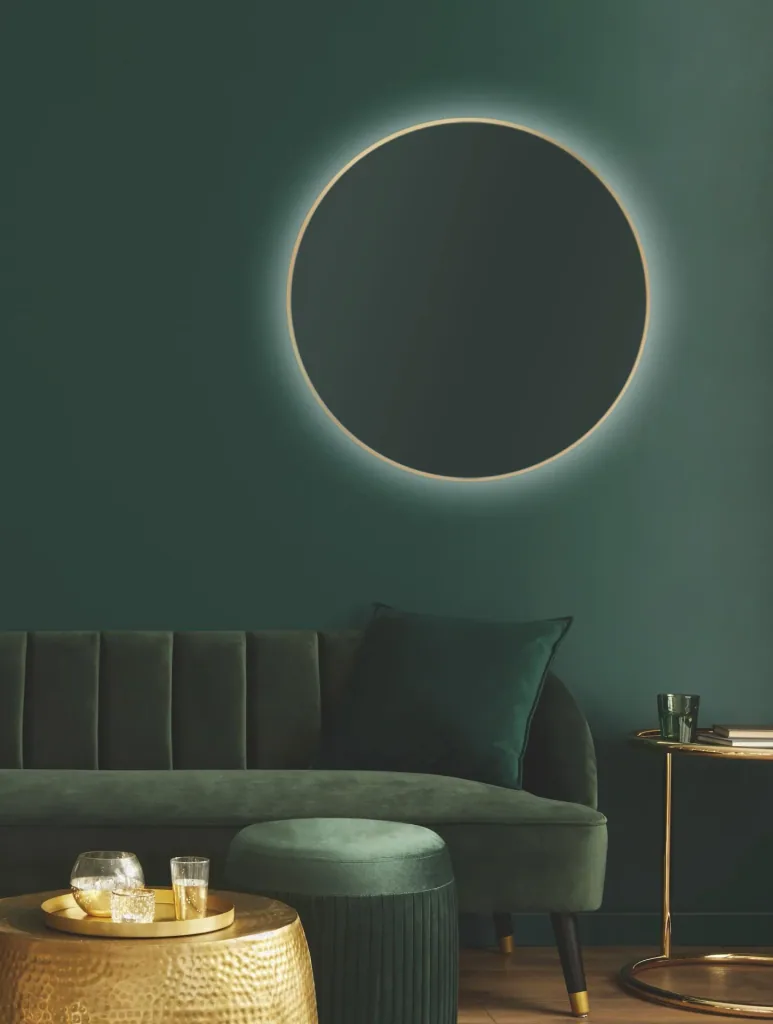 Dekorativer runder Wandspiegel mit indirekter LED Beleuchtung in gold matt Ø 80 cm