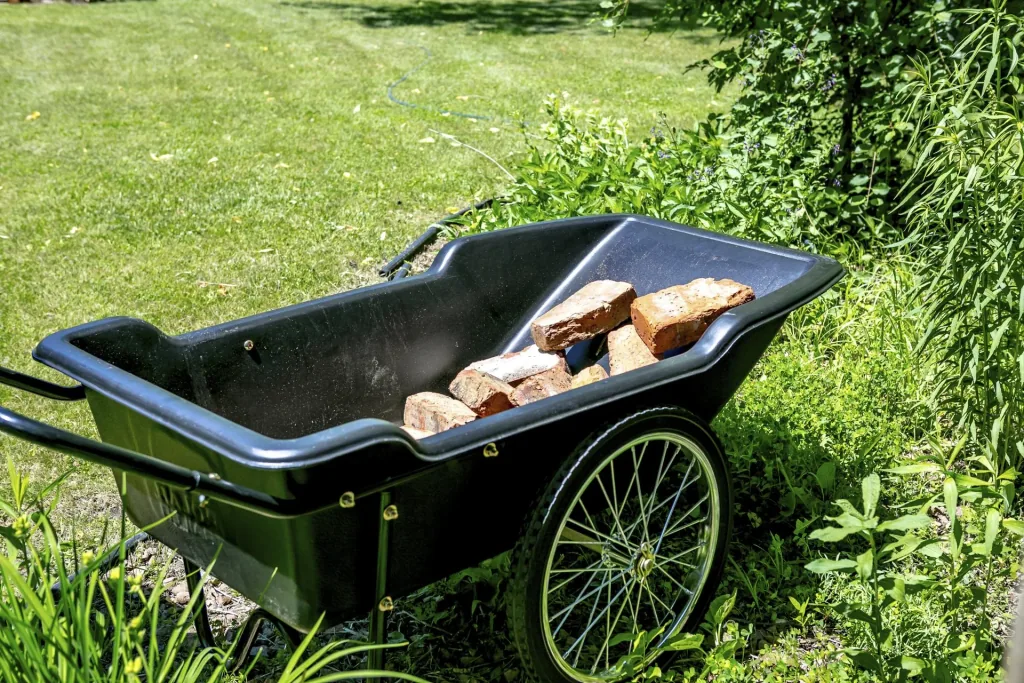 Polar Schubkarre Premium 283L 74×165×74 cm Schwarz – 181 kg Traglast, Vollgummi-Räder
