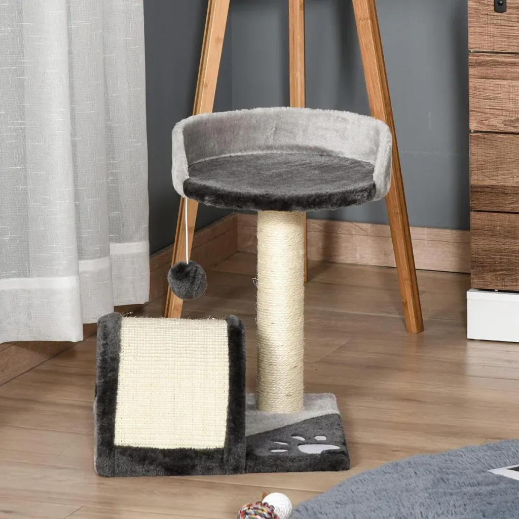 Katzenbaum mit Plüsch beige