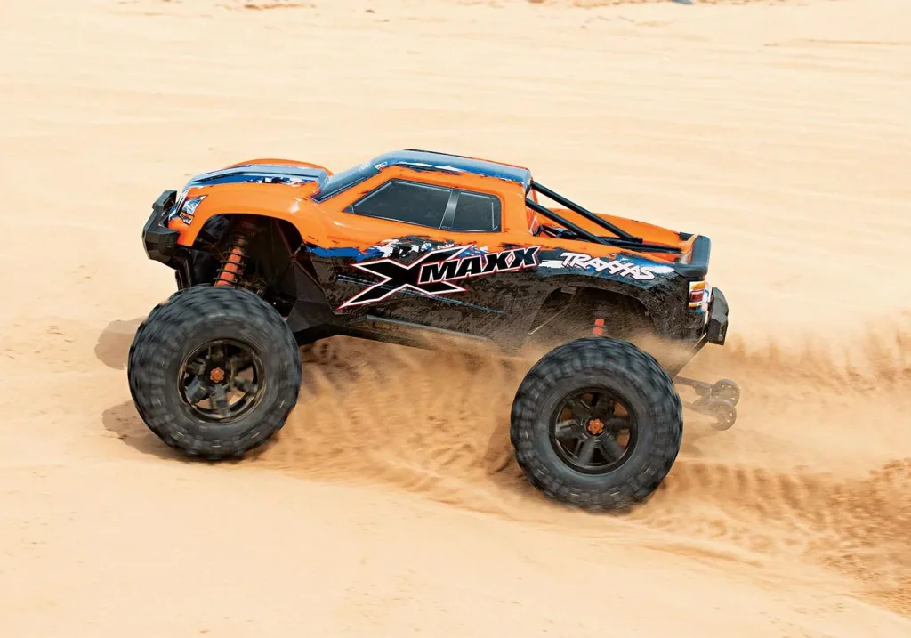 X-Maxx 4x4 VXL orangeX RTR ohne Akku/Lader 1/7 4WD Monster Truck Brushless