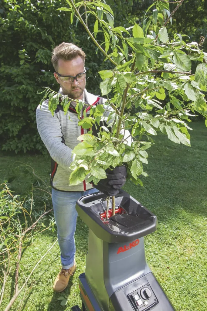 Häcksler "Easy Crush LH 2810"