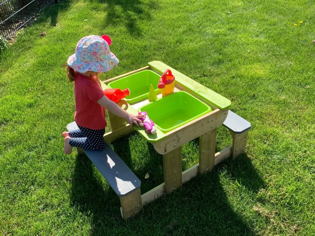Wendi Toys Spieltisch & Matschtisch Esel 100×79×52,5 cm Natur – Sand-/Wasserwannen, Deckel als Tisch