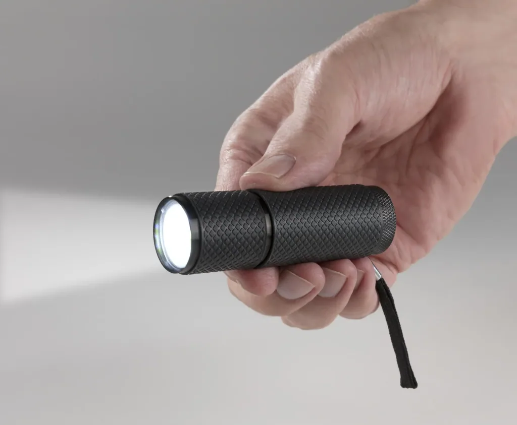 Taschenlampen mit rutschfester Gummierung inklusive Batterien - 4er Set