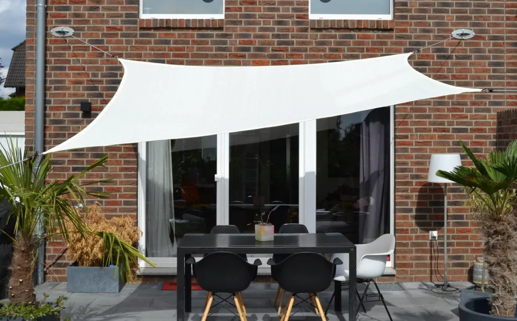 Viereck-Sonnensegel HDPE creme weiss 250 x 300cm