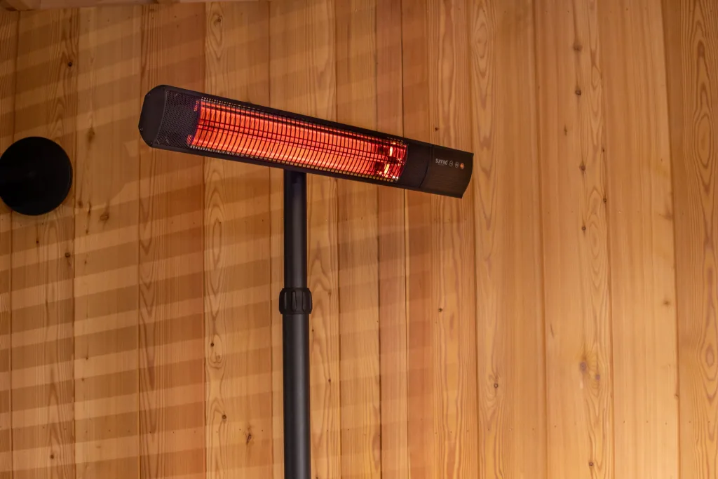Standheizstrahler Dark Standing Black 2500 Watt