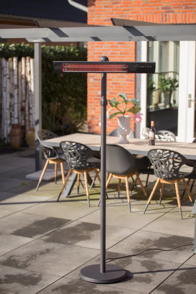 Standheizstrahler Dark Standing Black 2500 Watt
