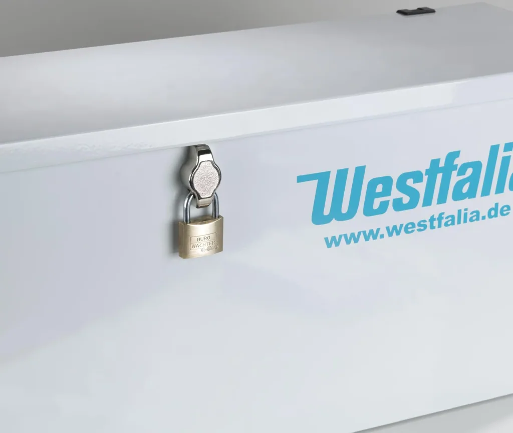 Staubox aus Metall mit Schlossvorrichtung