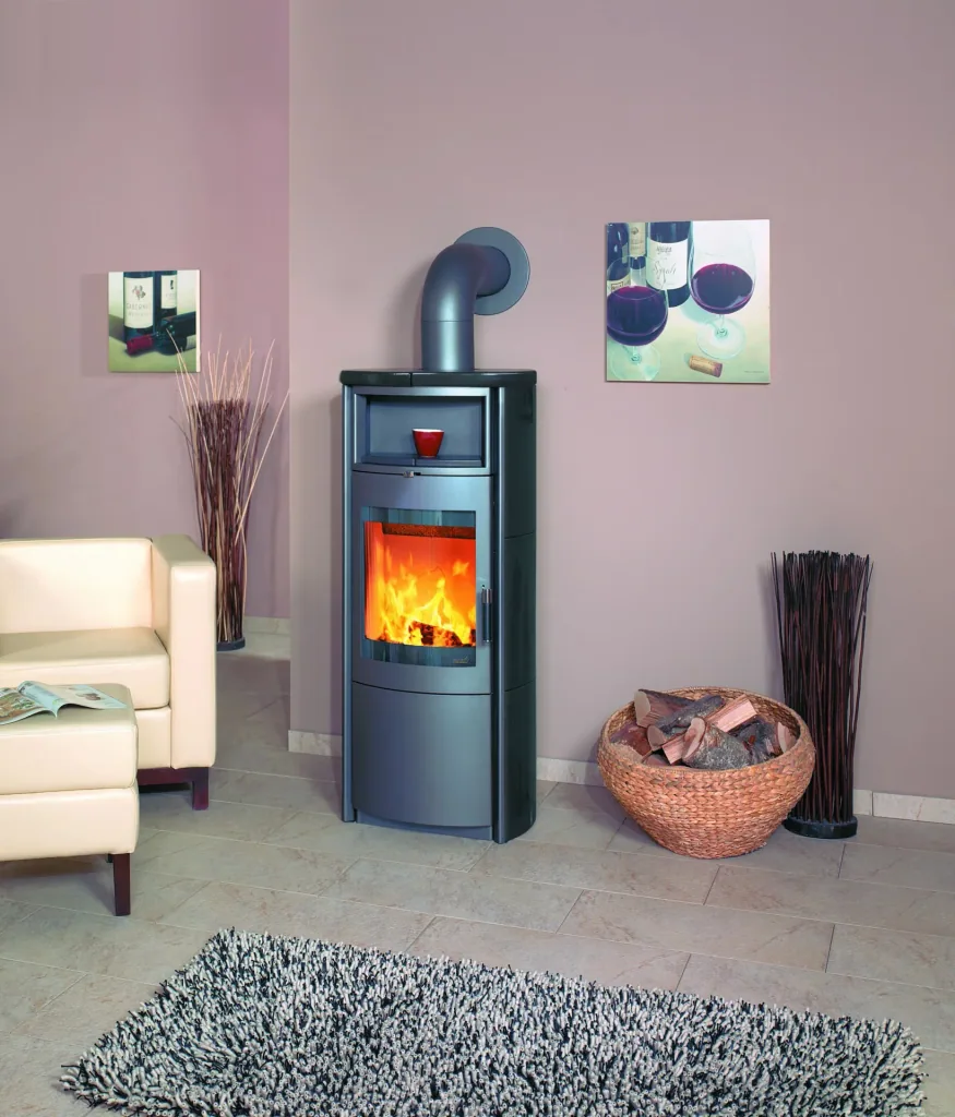 Kaminofen Nika ECOplus (7 kW) meteor-schwarz, Dauerbrand, 3in1-Komfortregelung, Externe Zuluft