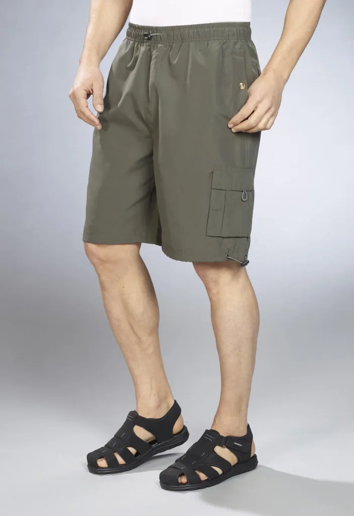 Herren Shorts mit Gummizug, Farbe schwarz, Gr. L
