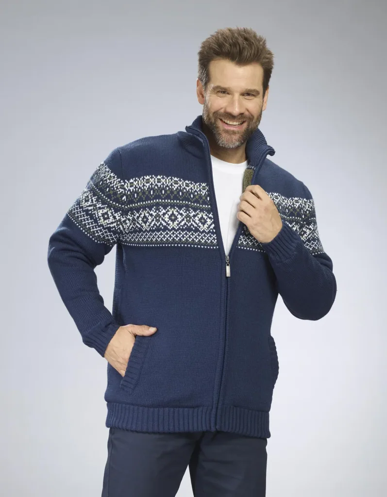 Strickjacke mit Berberfleece, Farbe marine, Gr.M