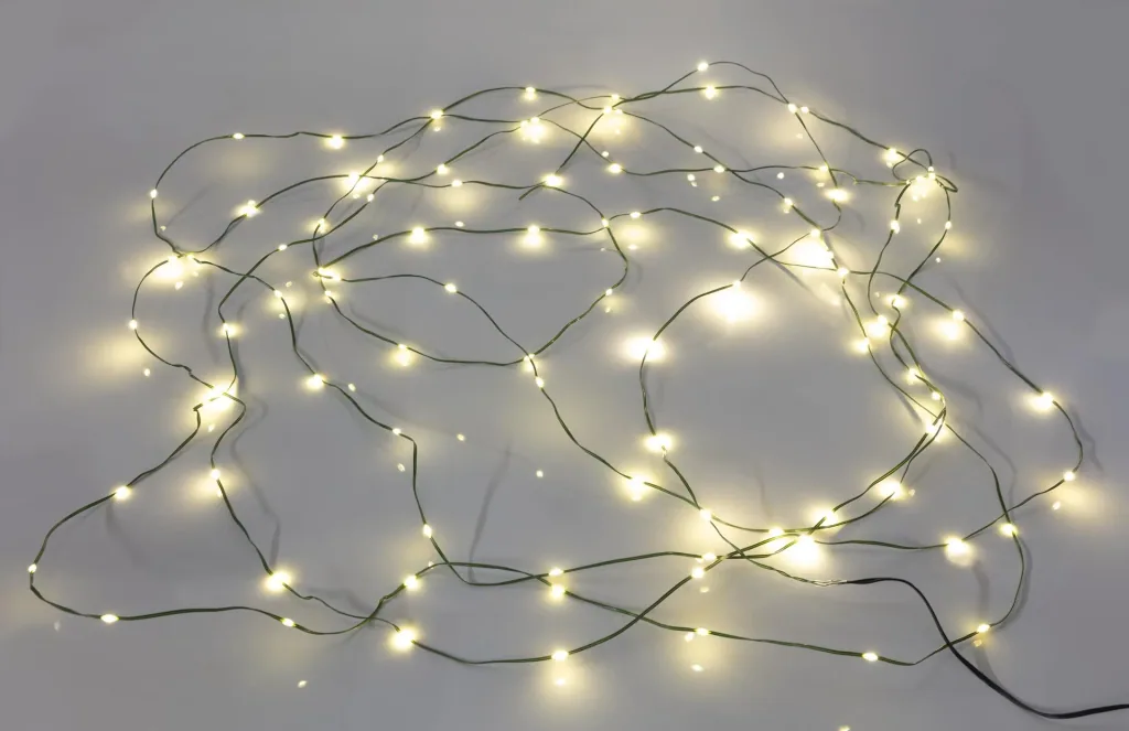 LED Lichterkette mit 100 warmweißen LEDs