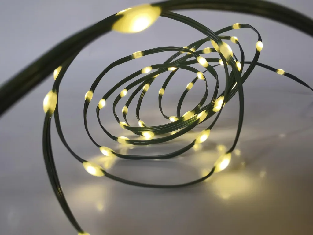 LED Lichterkette mit 100 warmweißen LEDs