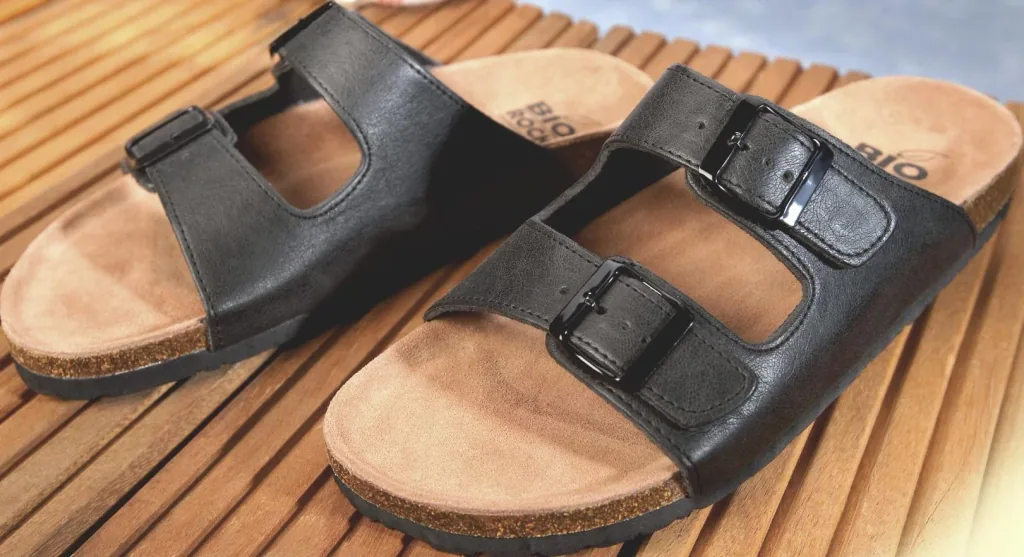 Pantolette, Farbe schwarz, Gr.39
