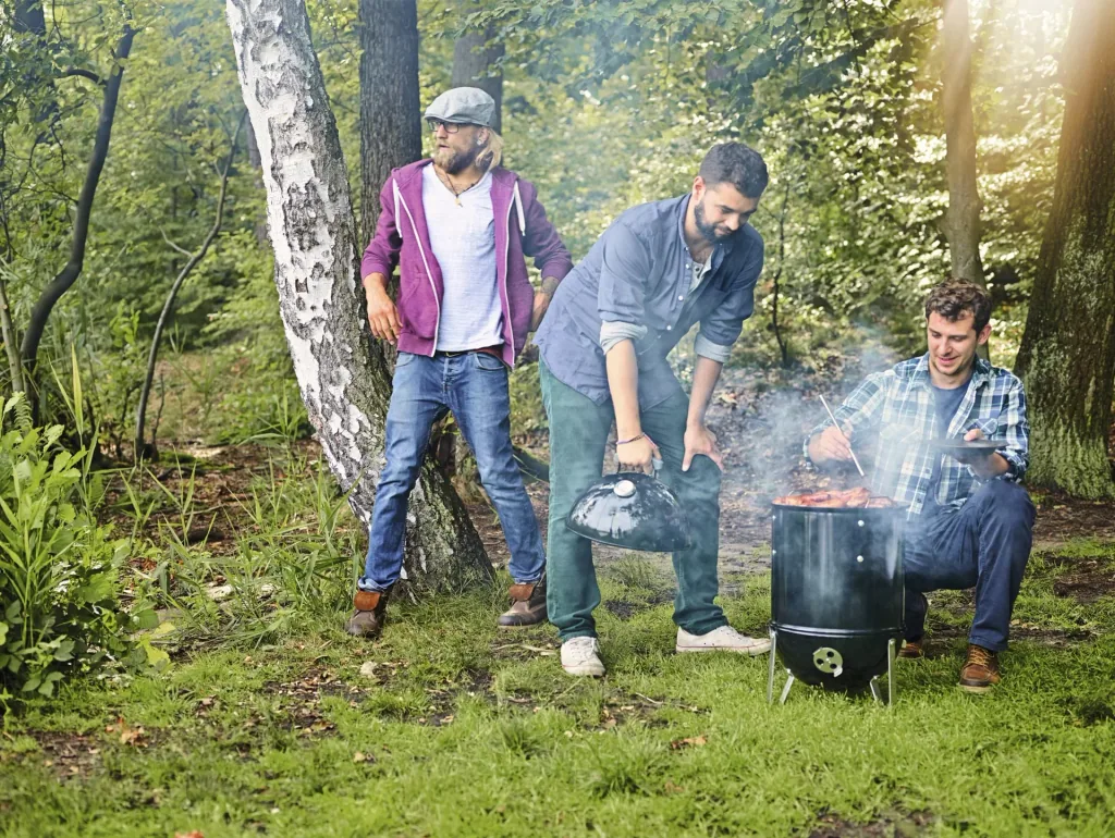 Holzkohlegrill Smokey Mountain Cooker, 57 cm, Black