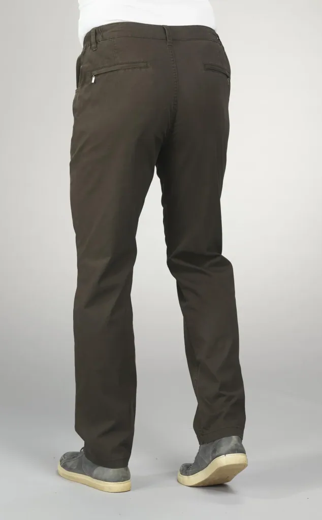 Stretchhose mit Komfortbund, Farbe dunkelbraun, Gr.48