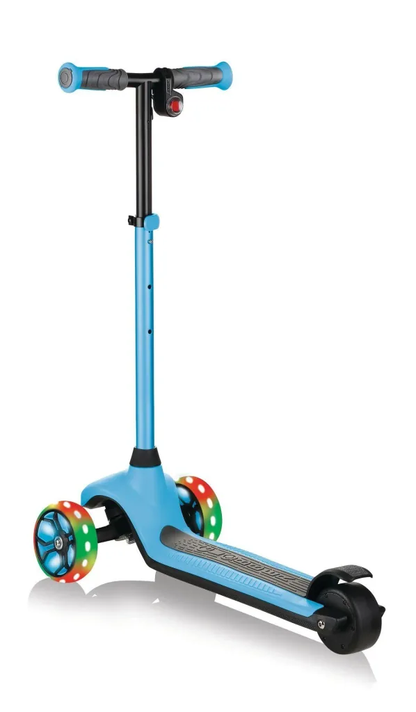 ONE K E-MOTION 4 PLUS, E-Scooter, Lithium-Batterie, 80 W Motor, 125/90 mm, 3-rädrig, LED-Rollen, hellblau