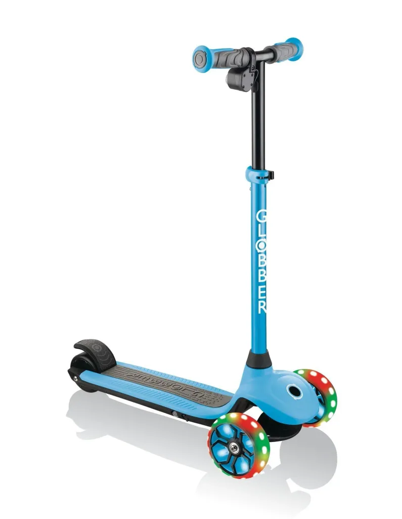 ONE K E-MOTION 4 PLUS, E-Scooter, Lithium-Batterie, 80 W Motor, 125/90 mm, 3-rädrig, LED-Rollen, hellblau