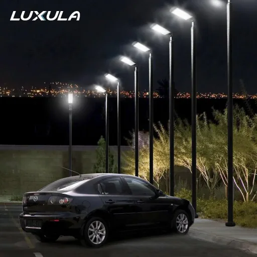 LED-Straßenleuchte 100 W bietet 11700 lm, 5000 K (neutralweiß) & IP65 Schutz