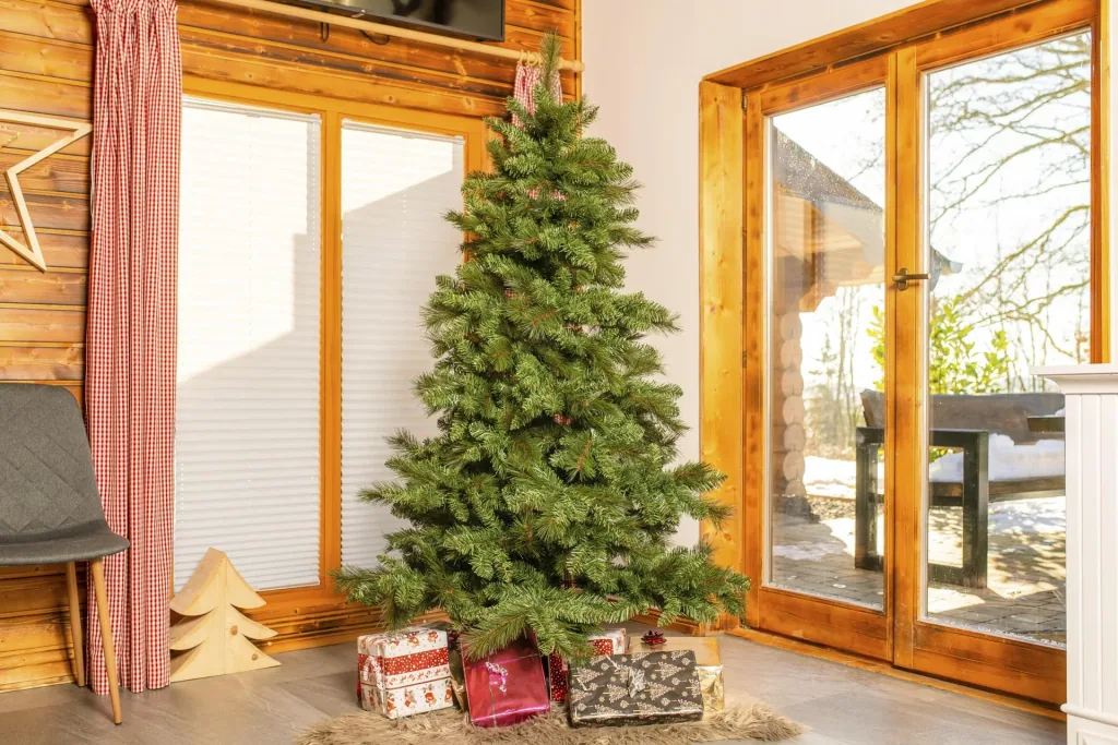 Evergreen Künstlicher Weihnachtsbaum Mesa Fichte 180 cm Grün