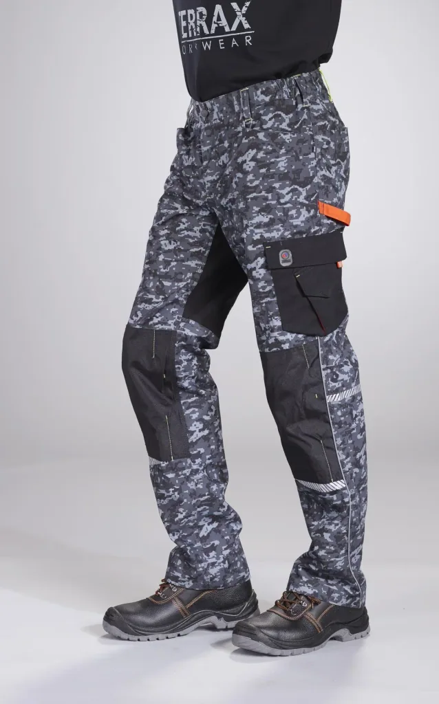 Bundhose mit Pixelprint, Gr.48
