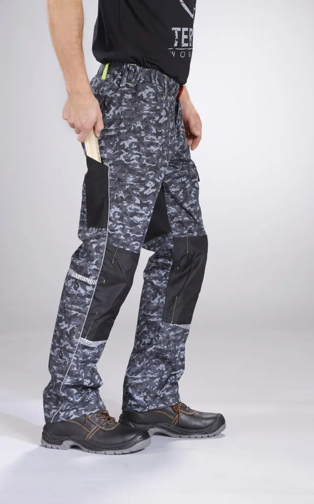 Bundhose mit Pixelprint, Gr.48