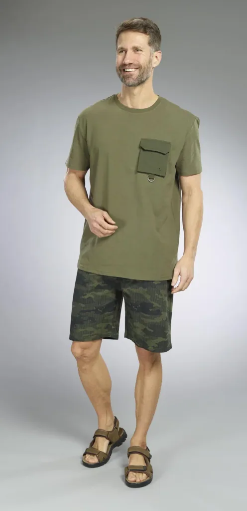 Bermuda Shorts, Farbe camouflage/grün/schwarz, Gr.M