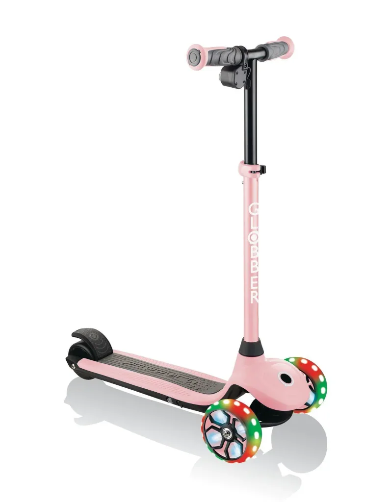 ONE K E-MOTION 4 PLUS   E-Scooter, Lithium-Batterie, 80 W Motor, 125/90 mm, 3-rädrig, LED-Rollen, pastellrosa