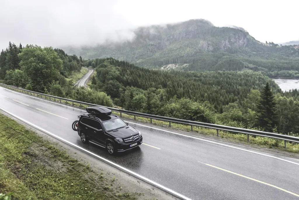 Dachbox Motion XT XXL Black Glossy