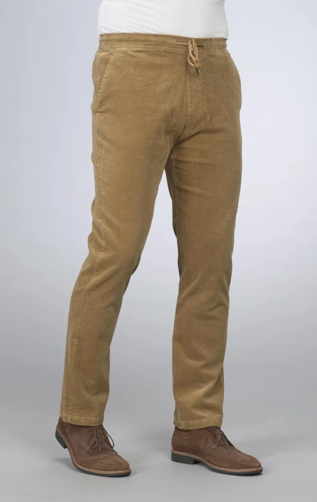 Schlupf Cordhose, Farbe hellbraun, Gr.30