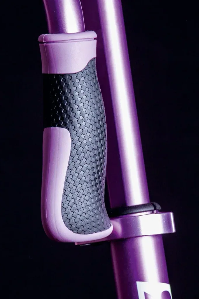 Aluminium Scooter mit Klappmechanismus und Ständer, 205 mm, ABEC 7, höhenverstellbar, lila