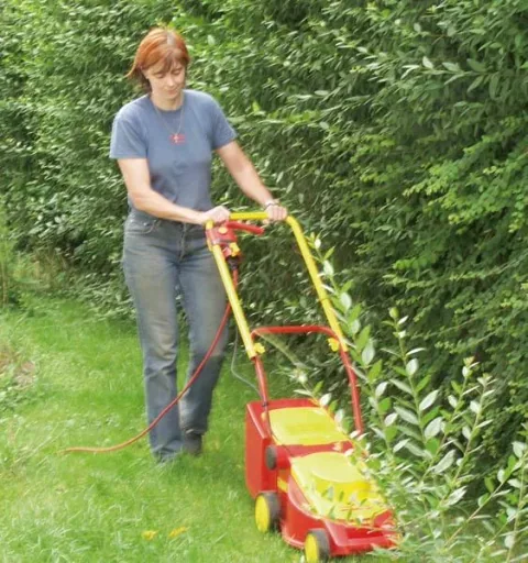 Geräte Kabeltrommel 50 m Gummikabel rot, 285 mm Durchmesser