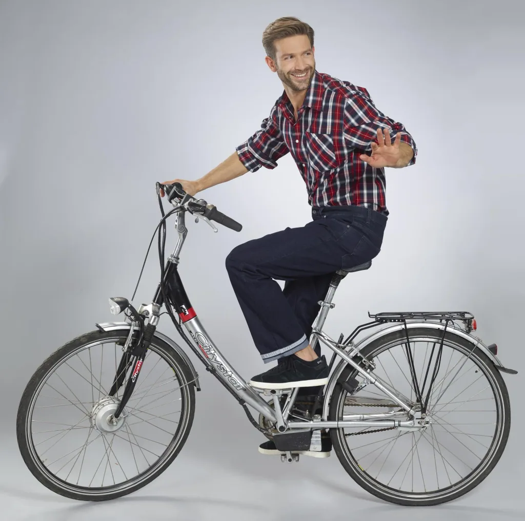 Radfahrer Jeans, Farbe bluestone, Gr.48