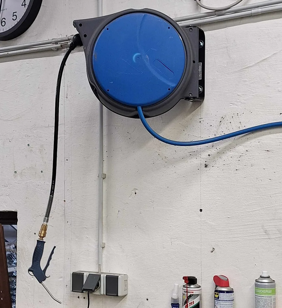 Druckluft-Schlauchaufroller AML100