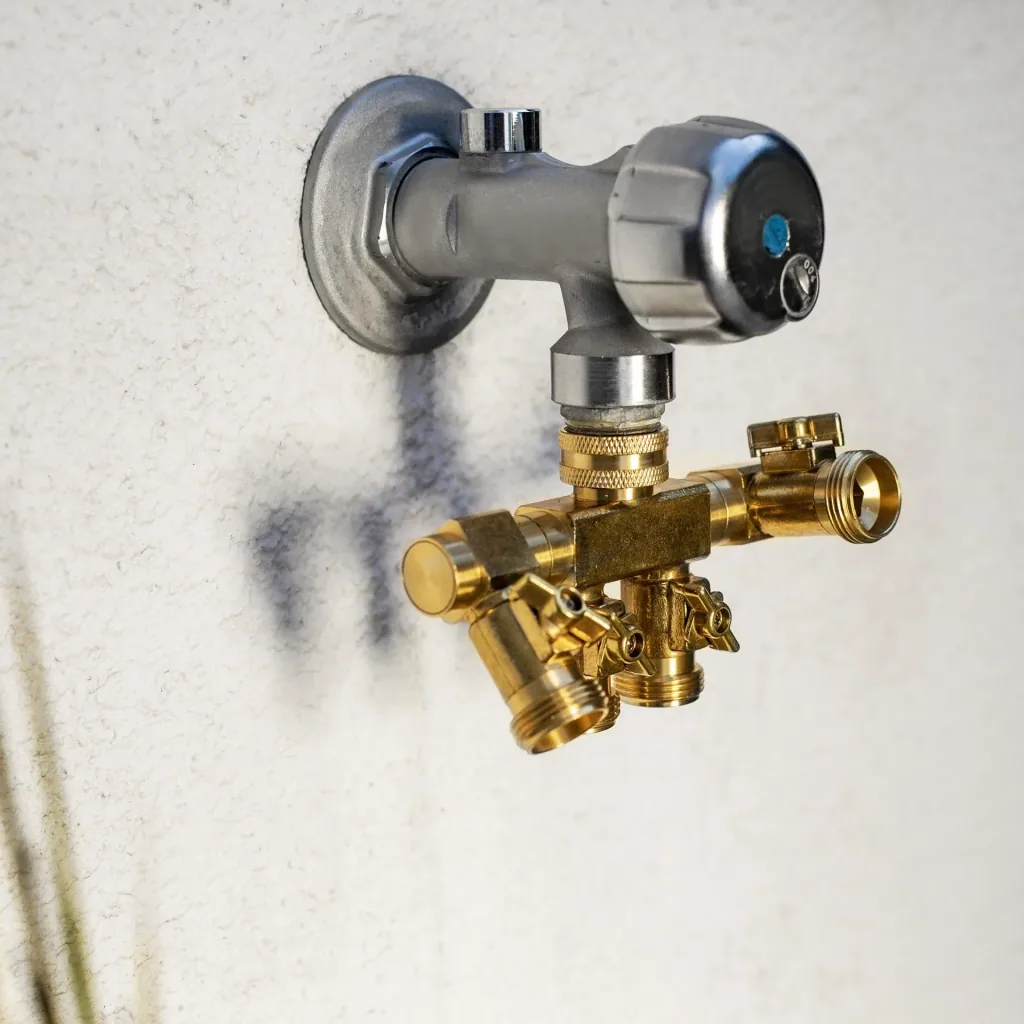 4 Wege Wasserverteiler - 4 Zapfstellen Außengewinde 3/4"