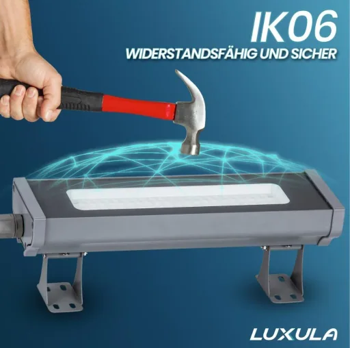 LED-HighBay in linearer Form bietet 100 W, 12400 lm, 5000 K (neutralweiß) und IP65 Schutz