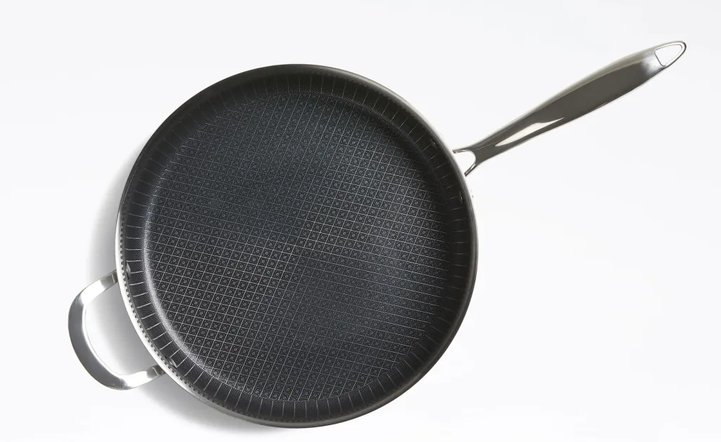 Titan Pan Profi-Pfanne, Ø 28 cm inklusive Rezeptheft
