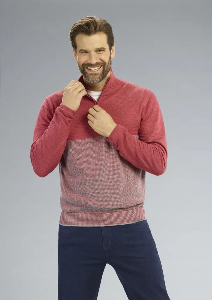 Pullover mit Reißverschluß, Farbe rot, Gr.M