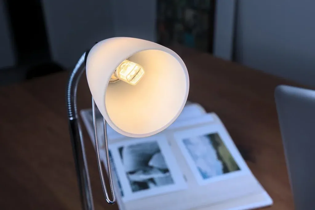 LED Star Stiftlampe PIN40, 3,8 Watt, G9, warmweiß, klar