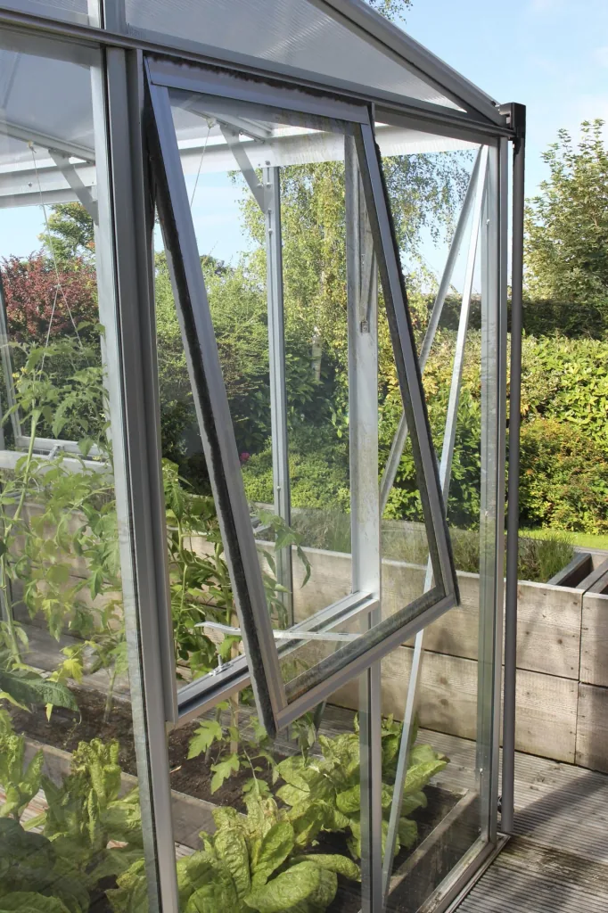 Seitenfenster H mit ESG, Farbe alu