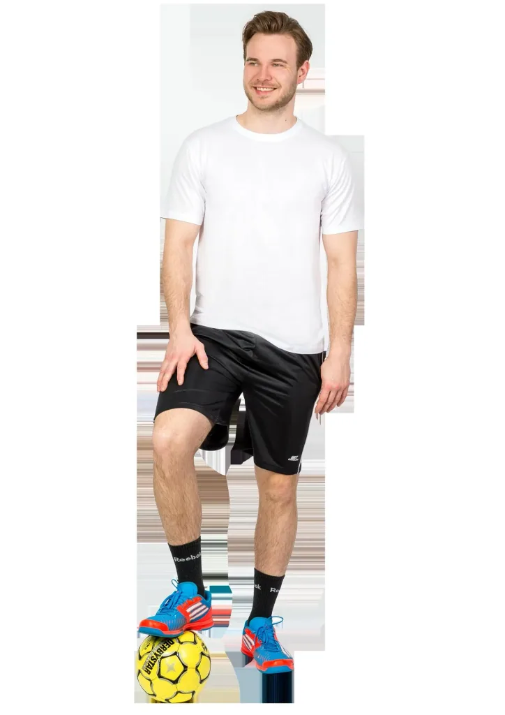 Freizeitshort mit 2 Seitentaschen, Farbe schwarz, Gr.M
