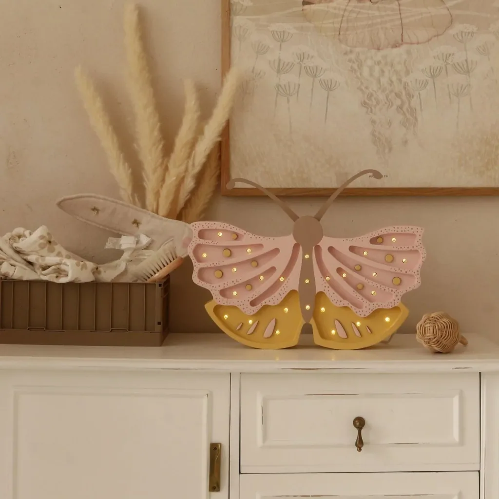 Little Lights Nachtlicht Kinder, Nachtlampe Schmetterling - 100% Kiefernholz natur, Farbe: Honig-Rose