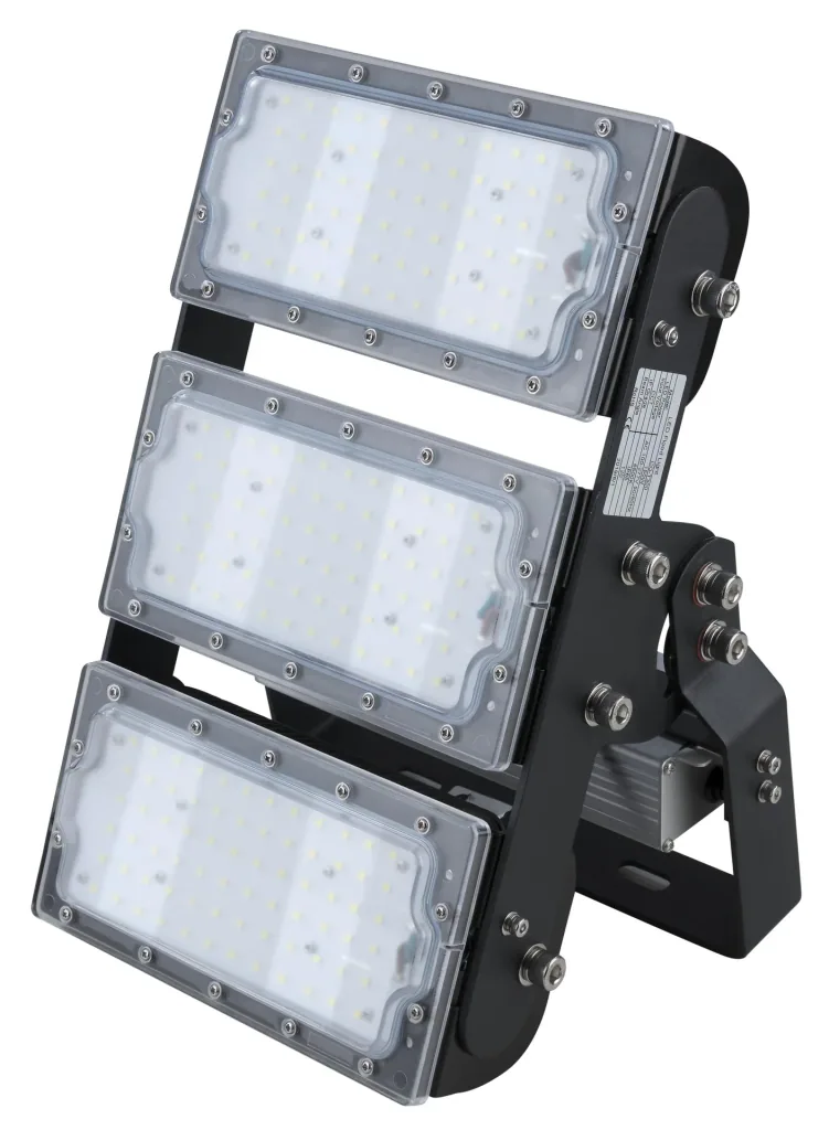 150 W Multi LED Stall Leuchte, 3 Module 19.500 Lumen, IP65 / D- Kennzeichen