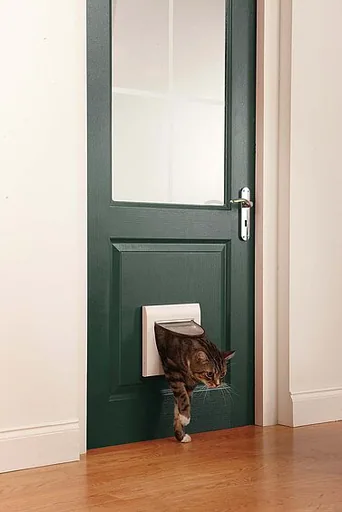PetSafe Staywell® Klassische- Manuelle Katzenklappe, weiß
